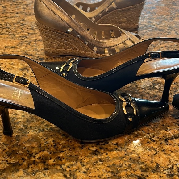 2 pairs designer shoes -pair formal black with silver and beige sling back shoes - Picture 2 of 2